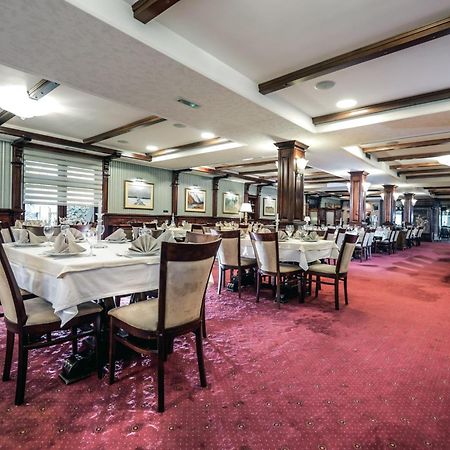 Hotel Dunav Ilok Extérieur photo