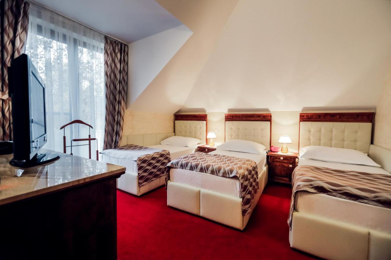 Hotel Dunav Ilok Extérieur photo