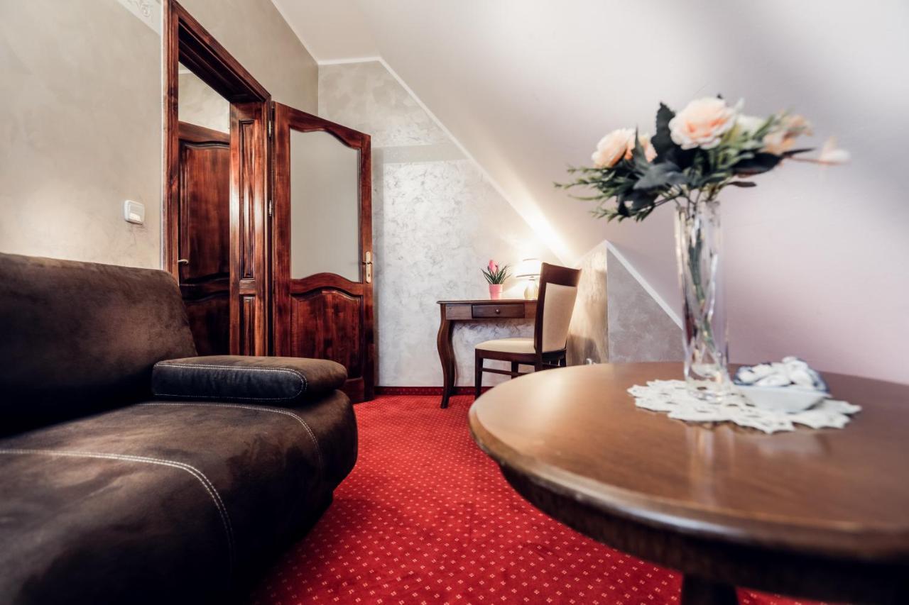 Hotel Dunav Ilok Extérieur photo