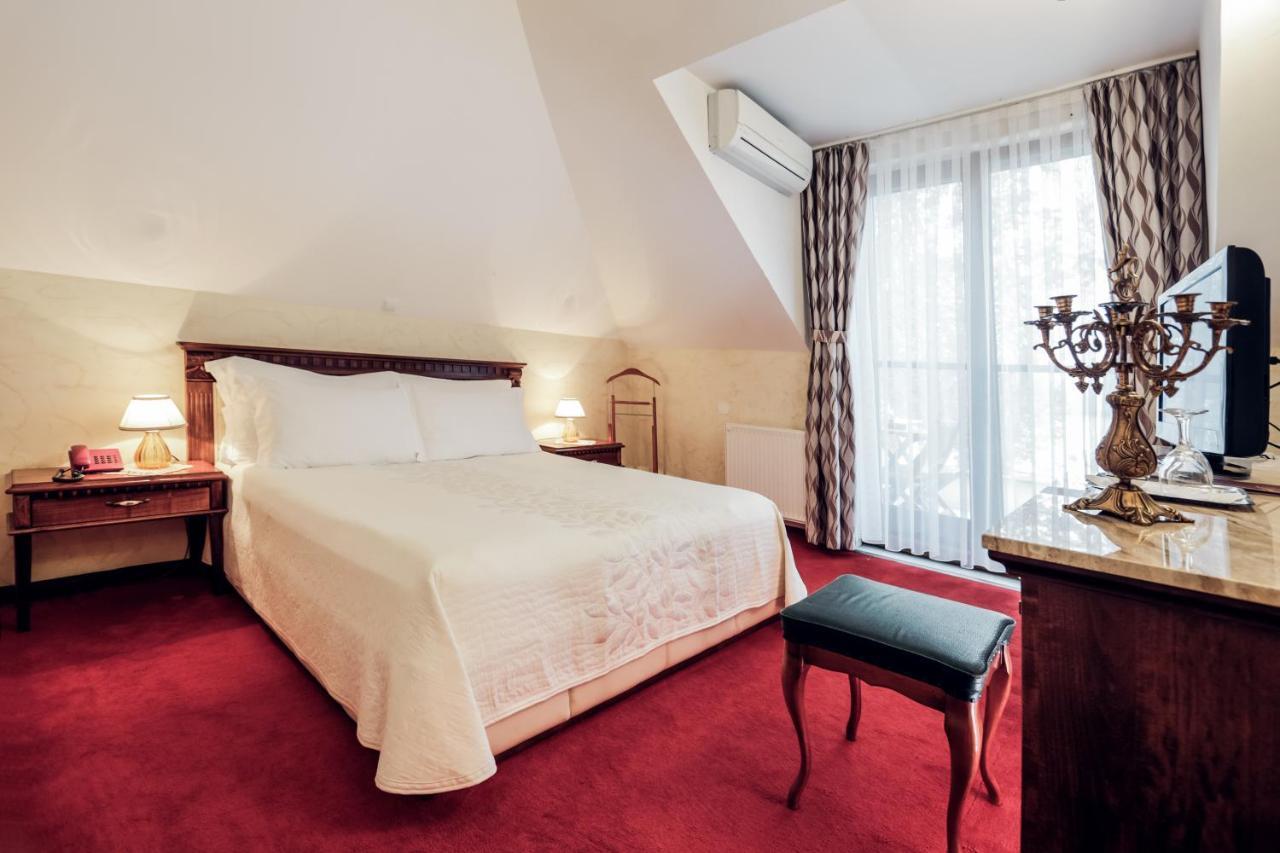 Hotel Dunav Ilok Extérieur photo
